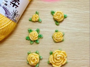 DIY 手工制作的插花弄玉和撞钟刺帝钥匙扣，让你的生活充满艺术气息